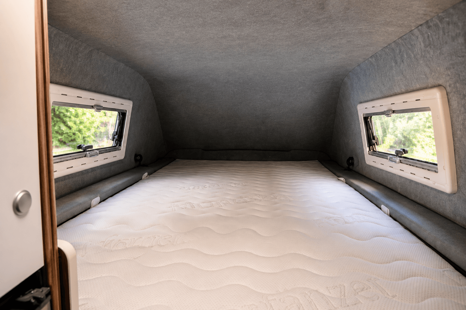 HRX Sahara Hubdachbett